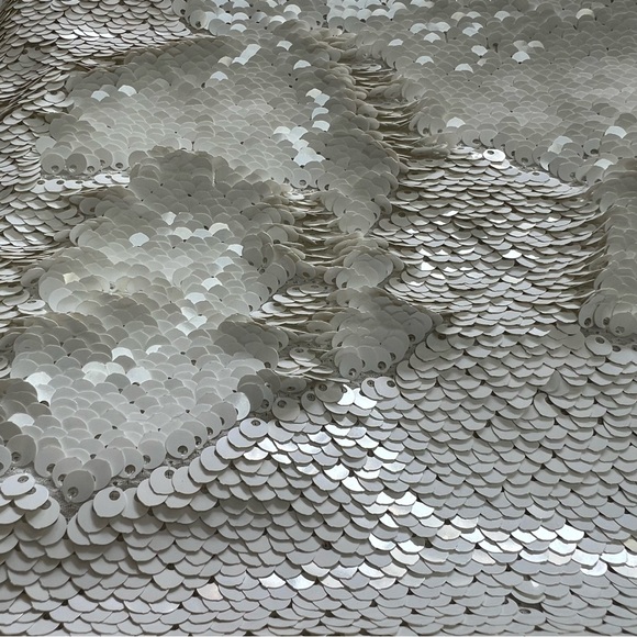 ZARA Retro ‘70s White Fish Scale Sequined Clutch - Picture 2 of 4